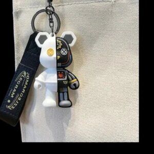 MECHANICAL BEAR KEYCHAIN